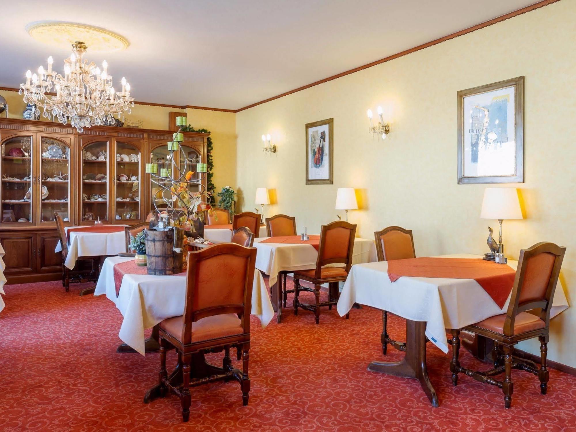 Hostellerie Val Fleuri Mersch Exteriér fotografie